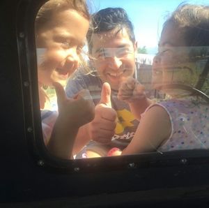 Meet your Posher, Moises